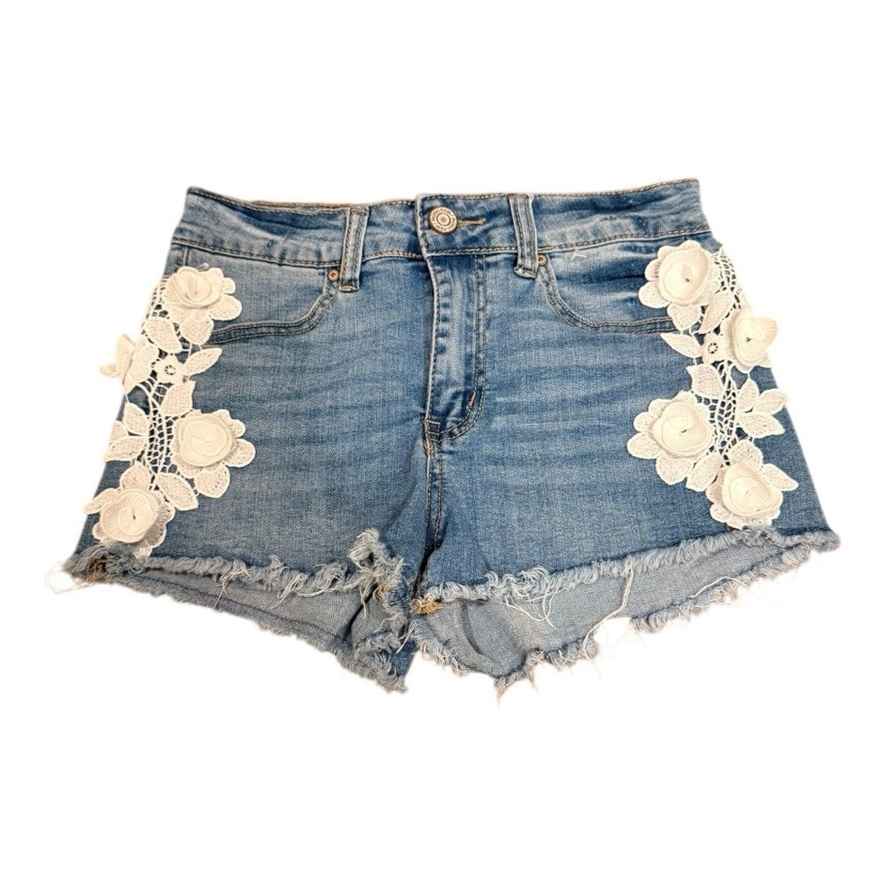 Indigo Rein Faded Blue Denim White Floral Accent High Rise Denim Embroidered